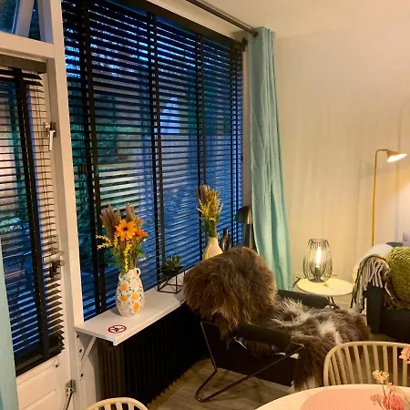 펜션 Rode Bosuil: Thuiskomen Op De Veluwe! 오털로